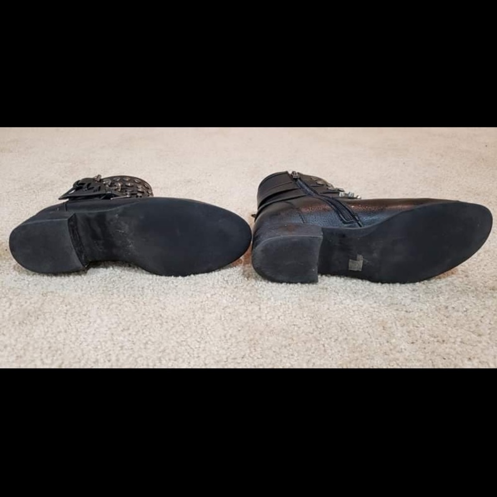Used Black booties